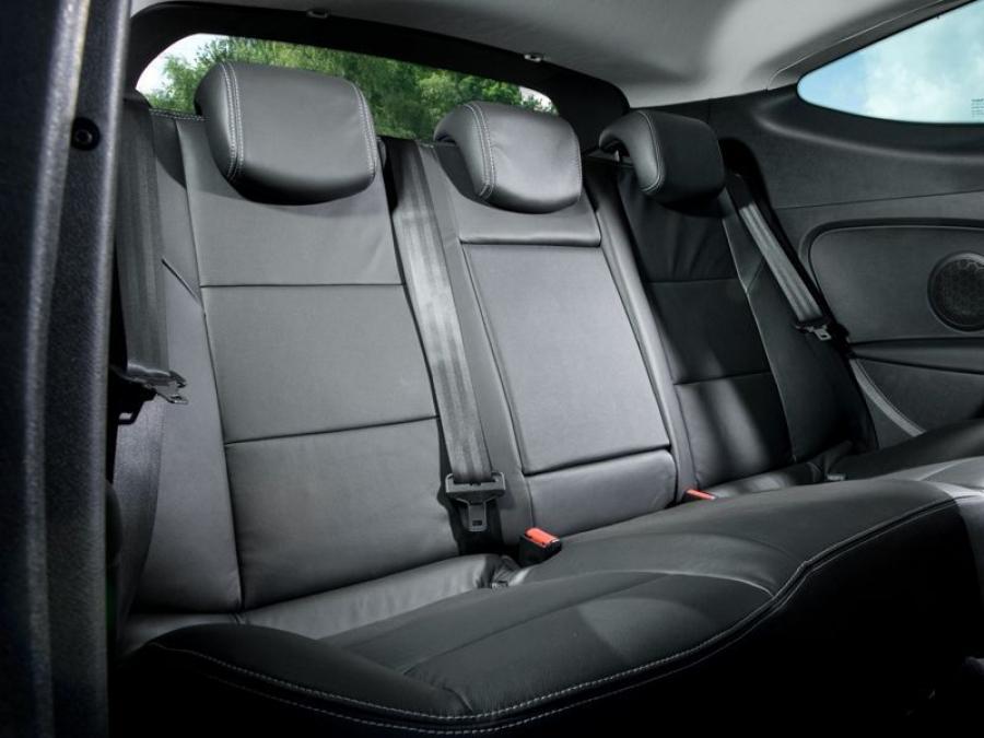  Renault Megane 250 2009 года  (фото 2 из 7)